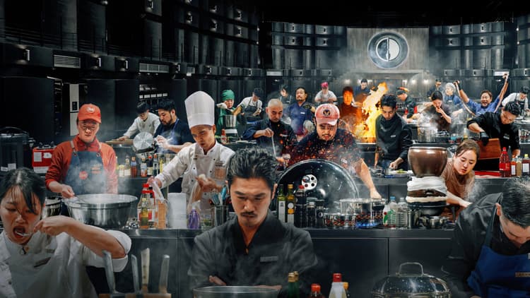 Đại Chiến Tầng Lớp Ẩm Thực